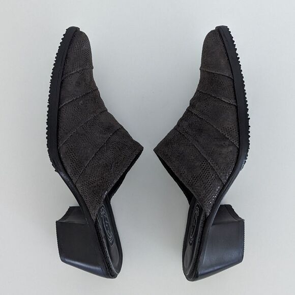 Salpy Dark Gray Embossed Suede Slip On Mules Women's 8.5 - Picture 6 of 9